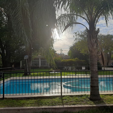 DEPARTAMENTO TIPO TRIPLEX BARRIO CERRADO “LAS MARÍAS”