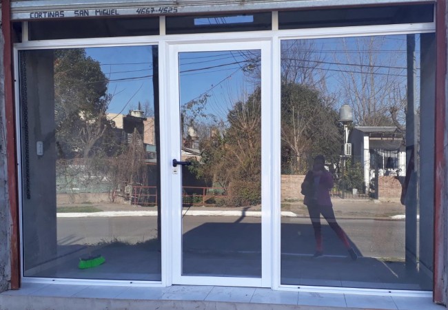 Local Comercial en Alquiler 